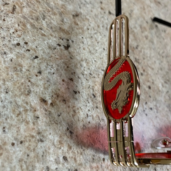 Santa Red & Gold Dragon Oval Frames - Picture 3 of 5